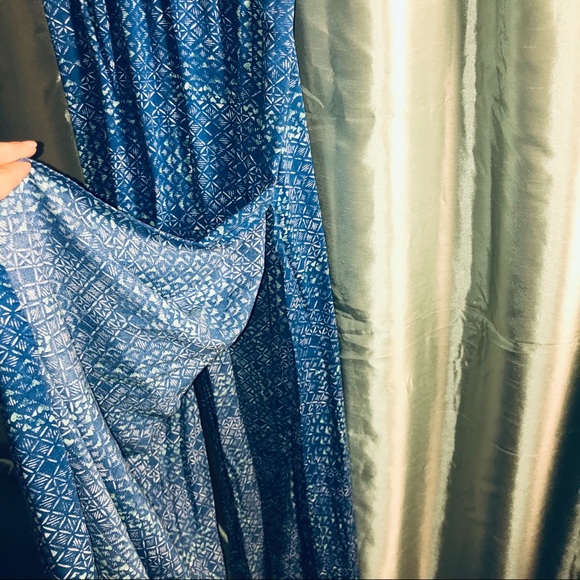 Hollister Maxi delicate blue aztec print Sz Small - Picture 3 of 8